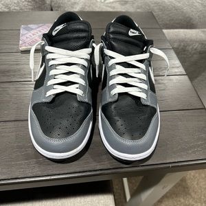 EUC Nike Dunks by You Black/Gray Panda Size 10.5